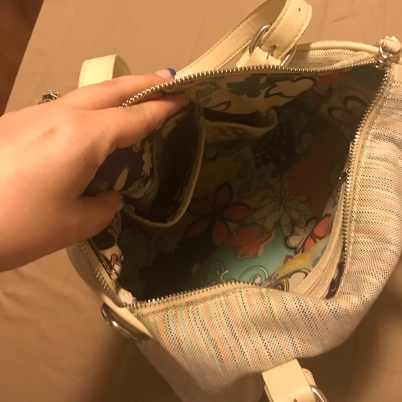 Large Purse - Picture 3 of 5